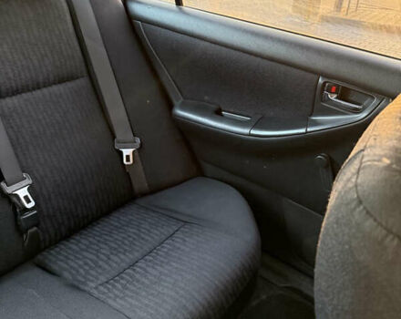 Сірий Тойота Королла, об'ємом двигуна 1.4 л та пробігом 260 тис. км за 3300 $, фото 14 на Automoto.ua