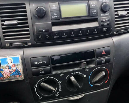 Серый Тойота Королла, объемом двигателя 1.4 л и пробегом 275 тыс. км за 4500 $, фото 7 на Automoto.ua