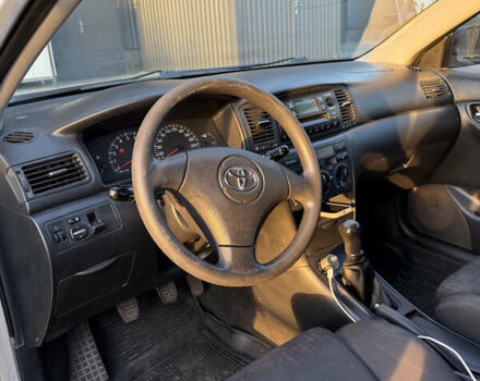 Сірий Тойота Королла, об'ємом двигуна 1.4 л та пробігом 260 тис. км за 3300 $, фото 9 на Automoto.ua