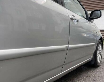 Сірий Тойота Королла, об'ємом двигуна 1.6 л та пробігом 257 тис. км за 3350 $, фото 5 на Automoto.ua