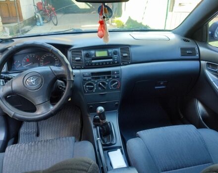 Серый Тойота Королла, объемом двигателя 1.4 л и пробегом 400 тыс. км за 3750 $, фото 3 на Automoto.ua