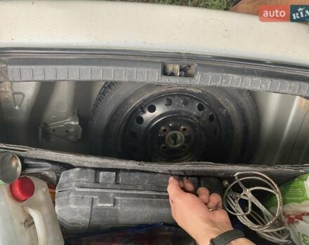 Серый Тойота Королла, объемом двигателя 1.6 л и пробегом 227 тыс. км за 5200 $, фото 3 на Automoto.ua