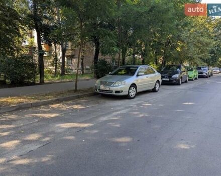 Сірий Тойота Королла, об'ємом двигуна 1.4 л та пробігом 385 тис. км за 3999 $, фото 1 на Automoto.ua