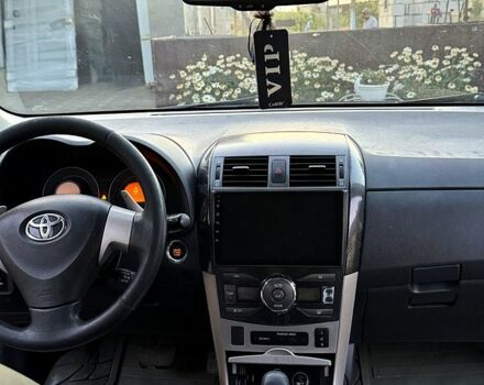 Сірий Тойота Королла, об'ємом двигуна 1.6 л та пробігом 265 тис. км за 6299 $, фото 3 на Automoto.ua