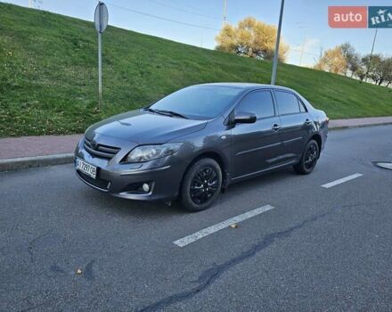 Серый Тойота Королла, объемом двигателя 1.6 л и пробегом 160 тыс. км за 6200 $, фото 1 на Automoto.ua