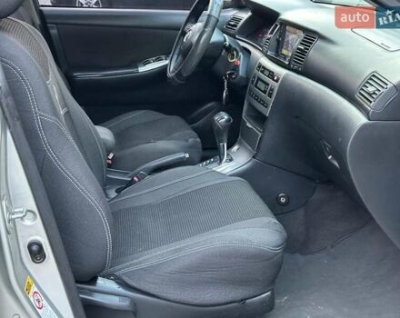 Сірий Тойота Королла, об'ємом двигуна 1.6 л та пробігом 245 тис. км за 5490 $, фото 18 на Automoto.ua