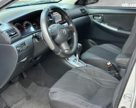 Сірий Тойота Королла, об'ємом двигуна 1.6 л та пробігом 245 тис. км за 5490 $, фото 7 на Automoto.ua