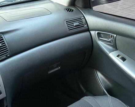 Серый Тойота Королла, объемом двигателя 1.6 л и пробегом 245 тыс. км за 5490 $, фото 16 на Automoto.ua