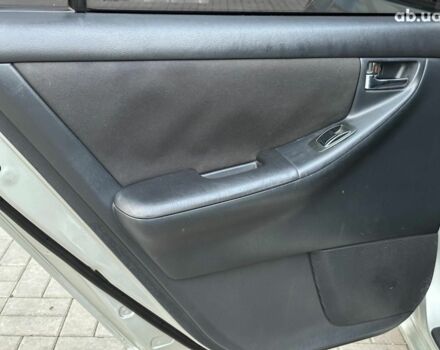 Сірий Тойота Королла, об'ємом двигуна 1.6 л та пробігом 245 тис. км за 5490 $, фото 12 на Automoto.ua