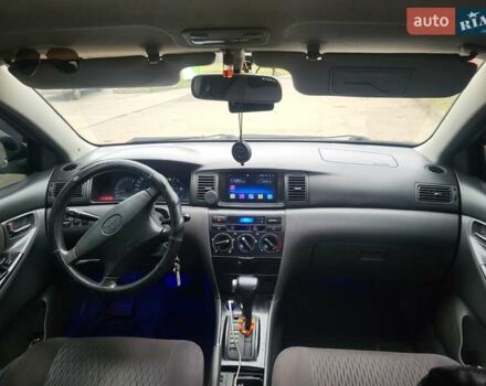 Серый Тойота Королла, объемом двигателя 1.8 л и пробегом 280 тыс. км за 4500 $, фото 6 на Automoto.ua