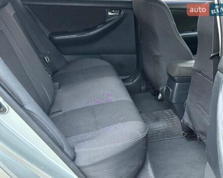 Сірий Тойота Королла, об'ємом двигуна 1.6 л та пробігом 245 тис. км за 5490 $, фото 13 на Automoto.ua