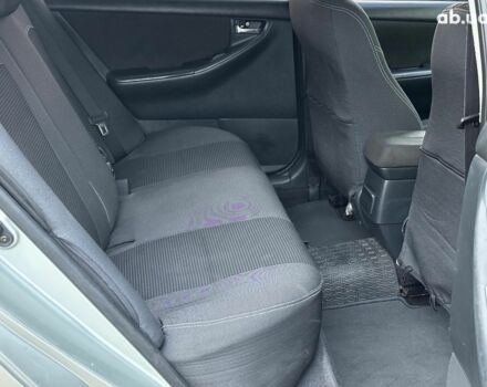 Сірий Тойота Королла, об'ємом двигуна 1.6 л та пробігом 245 тис. км за 5490 $, фото 13 на Automoto.ua