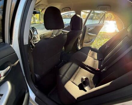 Сірий Тойота Королла, об'ємом двигуна 1.59 л та пробігом 250 тис. км за 6900 $, фото 8 на Automoto.ua