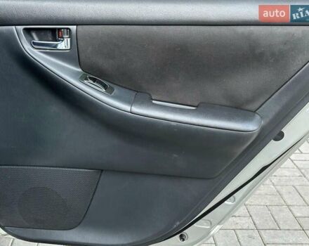 Сірий Тойота Королла, об'ємом двигуна 1.6 л та пробігом 245 тис. км за 5490 $, фото 14 на Automoto.ua