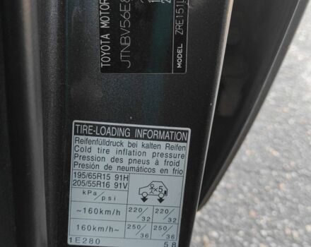 Серый Тойота Королла, объемом двигателя 1.6 л и пробегом 280 тыс. км за 6500 $, фото 2 на Automoto.ua