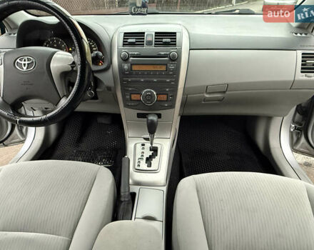 Серый Тойота Королла, объемом двигателя 1.6 л и пробегом 190 тыс. км за 6800 $, фото 7 на Automoto.ua