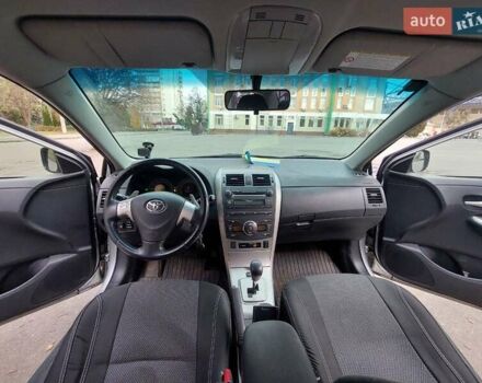 Серый Тойота Королла, объемом двигателя 1.6 л и пробегом 250 тыс. км за 7000 $, фото 13 на Automoto.ua