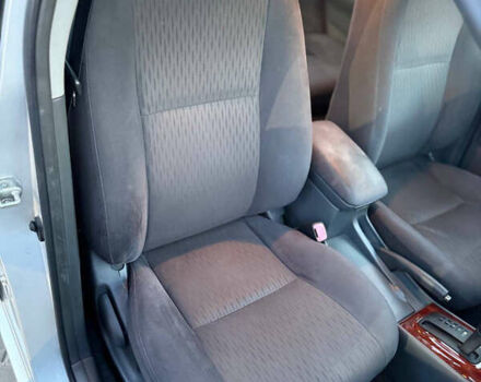 Сірий Тойота Королла, об'ємом двигуна 1.8 л та пробігом 123 тис. км за 6500 $, фото 22 на Automoto.ua