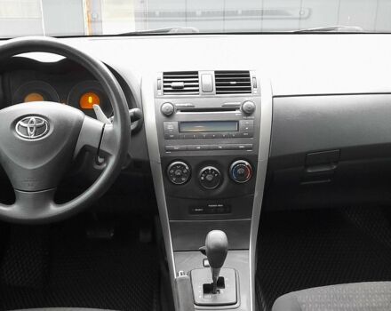 Сірий Тойота Королла, об'ємом двигуна 1.6 л та пробігом 174 тис. км за 6900 $, фото 14 на Automoto.ua