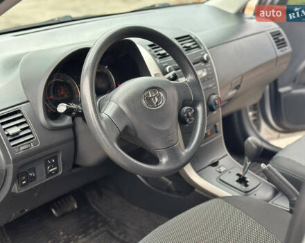 Серый Тойота Королла, объемом двигателя 1.59 л и пробегом 170 тыс. км за 6500 $, фото 12 на Automoto.ua