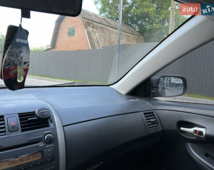 Серый Тойота Королла, объемом двигателя 1.6 л и пробегом 212 тыс. км за 6499 $, фото 19 на Automoto.ua