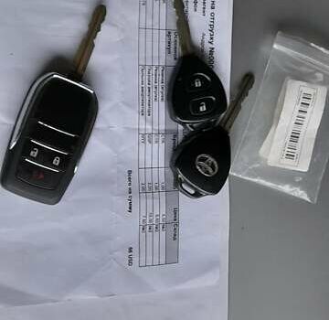 Серый Тойота Королла, объемом двигателя 1.6 л и пробегом 174 тыс. км за 6900 $, фото 12 на Automoto.ua