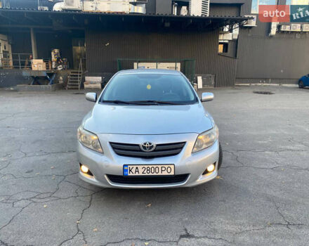 Серый Тойота Королла, объемом двигателя 1.6 л и пробегом 250 тыс. км за 5800 $, фото 1 на Automoto.ua