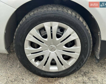 Серый Тойота Королла, объемом двигателя 1.59 л и пробегом 170 тыс. км за 6500 $, фото 36 на Automoto.ua