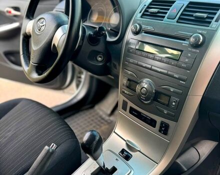 Серый Тойота Королла, объемом двигателя 1.6 л и пробегом 181 тыс. км за 7000 $, фото 7 на Automoto.ua