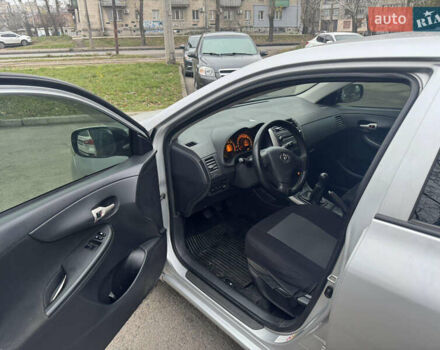 Серый Тойота Королла, объемом двигателя 1.6 л и пробегом 162 тыс. км за 7300 $, фото 7 на Automoto.ua