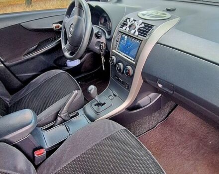 Серый Тойота Королла, объемом двигателя 1.6 л и пробегом 193 тыс. км за 6400 $, фото 3 на Automoto.ua