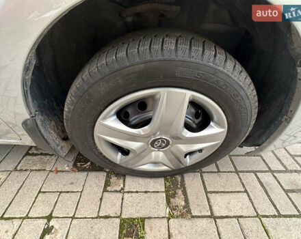 Серый Тойота Королла, объемом двигателя 1.6 л и пробегом 163 тыс. км за 6900 $, фото 27 на Automoto.ua