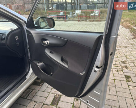 Серый Тойота Королла, объемом двигателя 1.6 л и пробегом 163 тыс. км за 6900 $, фото 23 на Automoto.ua