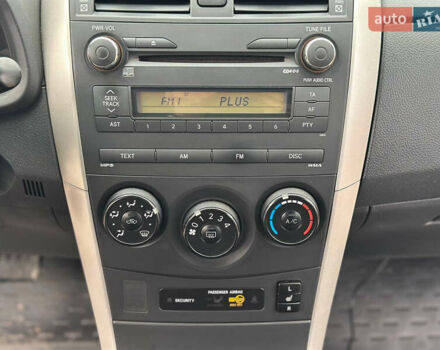 Серый Тойота Королла, объемом двигателя 1.59 л и пробегом 170 тыс. км за 6500 $, фото 32 на Automoto.ua