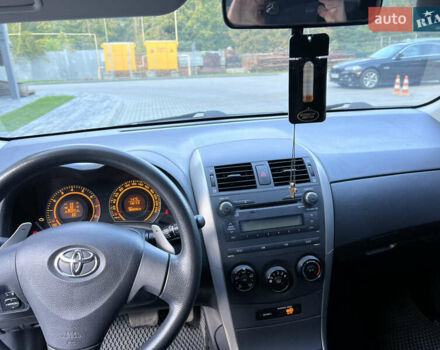 Серый Тойота Королла, объемом двигателя 1.6 л и пробегом 160 тыс. км за 6700 $, фото 8 на Automoto.ua