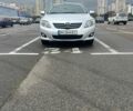Сірий Тойота Королла, об'ємом двигуна 1.6 л та пробігом 250 тис. км за 6100 $, фото 1 на Automoto.ua