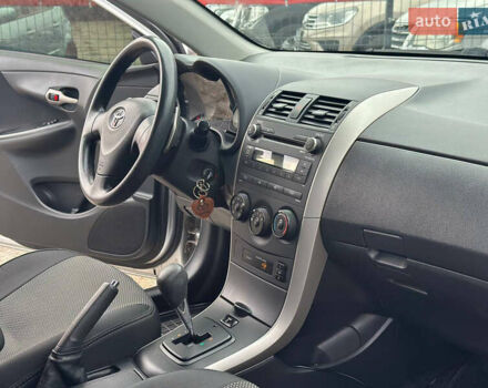 Серый Тойота Королла, объемом двигателя 1.59 л и пробегом 170 тыс. км за 6500 $, фото 21 на Automoto.ua