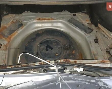 Серый Тойота Королла, объемом двигателя 1.6 л и пробегом 200 тыс. км за 4500 $, фото 20 на Automoto.ua