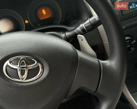 Серый Тойота Королла, объемом двигателя 1.6 л и пробегом 44 тыс. км за 8300 $, фото 24 на Automoto.ua