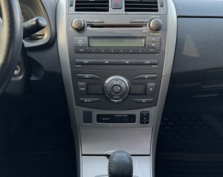 Сірий Тойота Королла, об'ємом двигуна 1.6 л та пробігом 320 тис. км за 4550 $, фото 13 на Automoto.ua