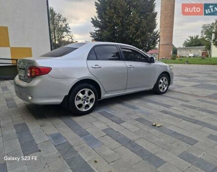 Сірий Тойота Королла, об'ємом двигуна 1.6 л та пробігом 170 тис. км за 7299 $, фото 2 на Automoto.ua