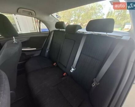 Сірий Тойота Королла, об'ємом двигуна 1.6 л та пробігом 175 тис. км за 8300 $, фото 22 на Automoto.ua