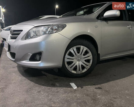 Сірий Тойота Королла, об'ємом двигуна 1.59 л та пробігом 300 тис. км за 5800 $, фото 6 на Automoto.ua