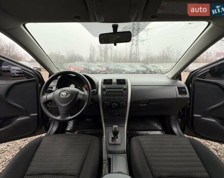 Серый Тойота Королла, объемом двигателя 1.6 л и пробегом 44 тыс. км за 8300 $, фото 14 на Automoto.ua