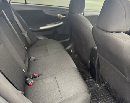 Серый Тойота Королла, объемом двигателя 1.6 л и пробегом 170 тыс. км за 5400 $, фото 11 на Automoto.ua