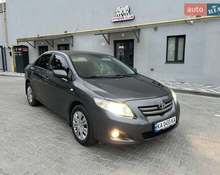 Сірий Тойота Королла, об'ємом двигуна 1.6 л та пробігом 257 тис. км за 5850 $, фото 2 на Automoto.ua