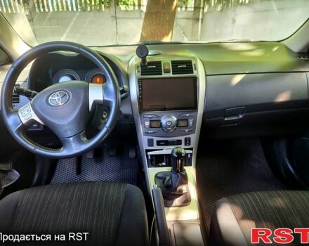 Серый Тойота Королла, объемом двигателя 1.6 л и пробегом 234 тыс. км за 7200 $, фото 3 на Automoto.ua