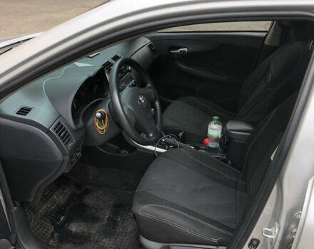 Серый Тойота Королла, объемом двигателя 1.6 л и пробегом 255 тыс. км за 6500 $, фото 4 на Automoto.ua