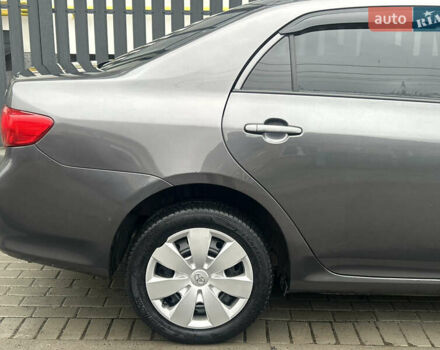 Сірий Тойота Королла, об'ємом двигуна 1.6 л та пробігом 287 тис. км за 5999 $, фото 5 на Automoto.ua