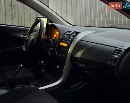 Серый Тойота Королла, объемом двигателя 1.6 л и пробегом 165 тыс. км за 7250 $, фото 35 на Automoto.ua